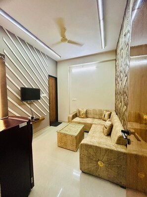 Dobbeltrom – classic, parkutsikt | Oppholdsområde