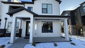 Exterior - "Terrapin Basin" - A chill 2200 sf Mtn Green retreat, 12 mins to #1 Snowbasin. (Morgan)