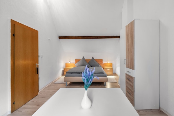 5 camere, Wi-Fi, lenzuola