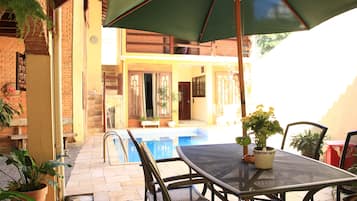 Alberca al aire libre