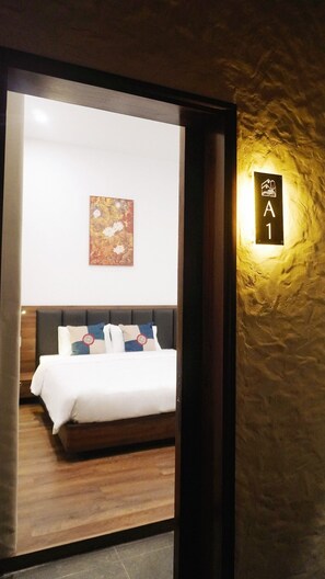 Family Quadruple Room, Garden View | Desk, laptop workspace, soundproofing, free WiFi