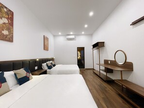 Family Quadruple Room, Garden View | Desk, laptop workspace, soundproofing, free WiFi - Ban Nho - Little Village (Cao Bang)