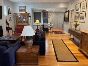 Smart TV, fireplace, stereo, printers