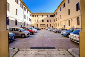 Property grounds - THE WOLF OF THE SILA - THE LUXURY OF LIVING IN COSENZA (Cosenza)