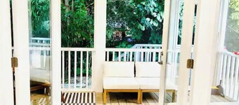 Enchanted Silverlight Cottage in Park Circle, North Charleston, SC