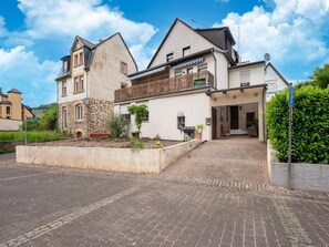Exterior - Beautiful vacation home in Nehren on the Moselle (Nehren)