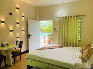In-room safe, desk, soundproofing, free WiFi - Purbachal Nijhum Polli Resort (Rupganj)