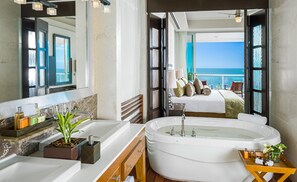 Jetted bath, hair dryer, towels, soap - GRAND LUXXE 2 BEDROOM VILLA RESIDENCE.
SLEEPS 8 (Nuevo Vallarta)