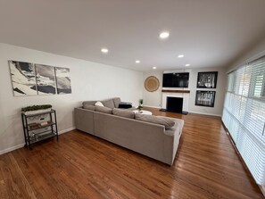 Smart TV, fireplace, video games