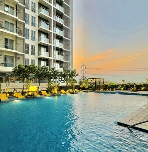 Pool - Chick Studio at LaFayette Park Square (Iloilo City)