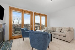 Smart-tv, pejs, bøger