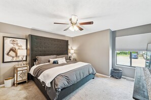 3 室のベッドルーム、WiFi、ベッドシーツ