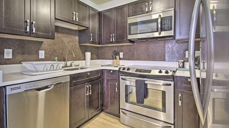 Executive furnished rentals at Light St