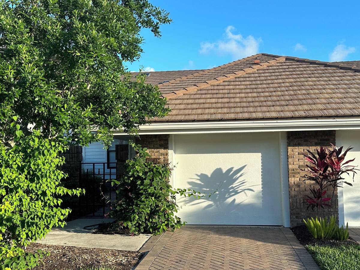 Photo 24 of PET FRIENDLY 2/2 HOME IN PARK SHORE TOWNHOME WITH PRIVATE BEACH ACCESS