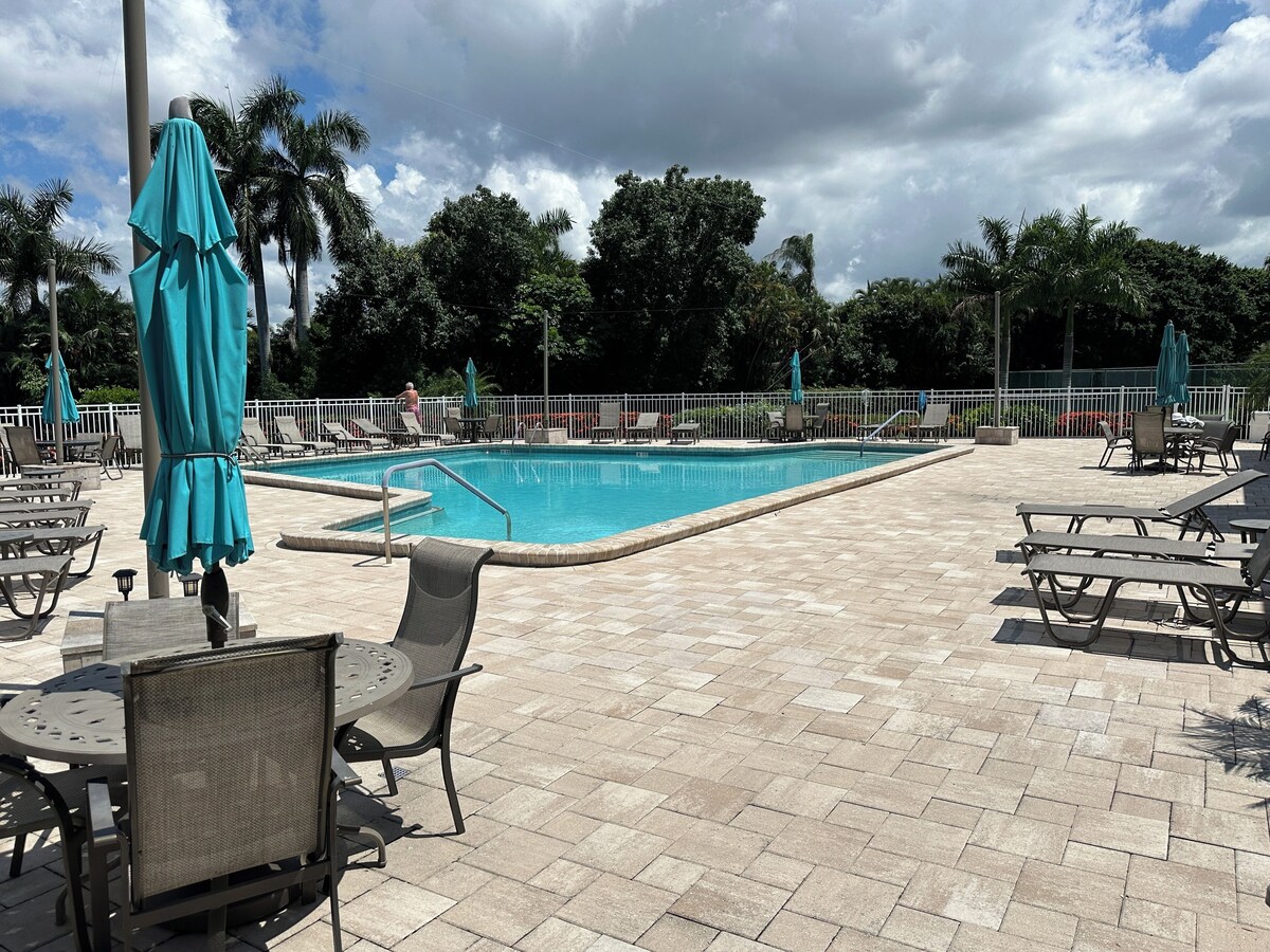 Photo 23 of PET FRIENDLY 2/2 HOME IN PARK SHORE TOWNHOME WITH PRIVATE BEACH ACCESS
