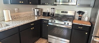 New, central spacious stadium townhome in West Seneca. Fully furnished, WiFi, AC