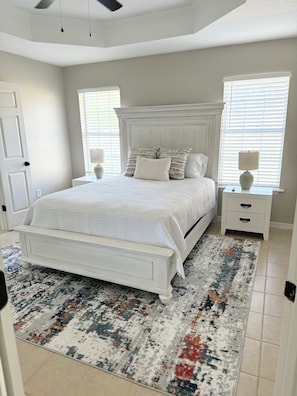 3 bedrooms, iron/ironing board, WiFi, bed sheets - The Tiled Waters Retreat (Brandon)
