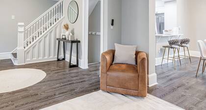 Upscale Home | Downtown Cle, R&R HoF, Beach, Arena