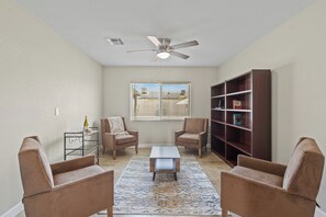 Interior - The Crocus Villa (Scottsdale)