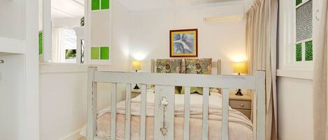 1 bedroom, iron/ironing board, bed sheets