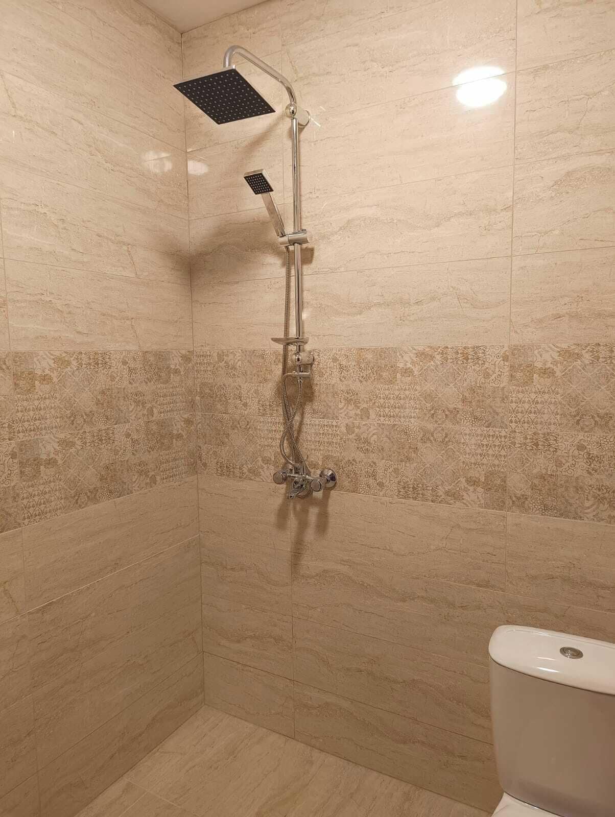 Classic Triple Room | Bathroom