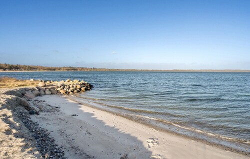 Gorgeous home in Juelsminde with WiFi