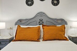 2 bedrooms, WiFi, bed sheets - BLATT BEACH comfort apartments (Benidorm)