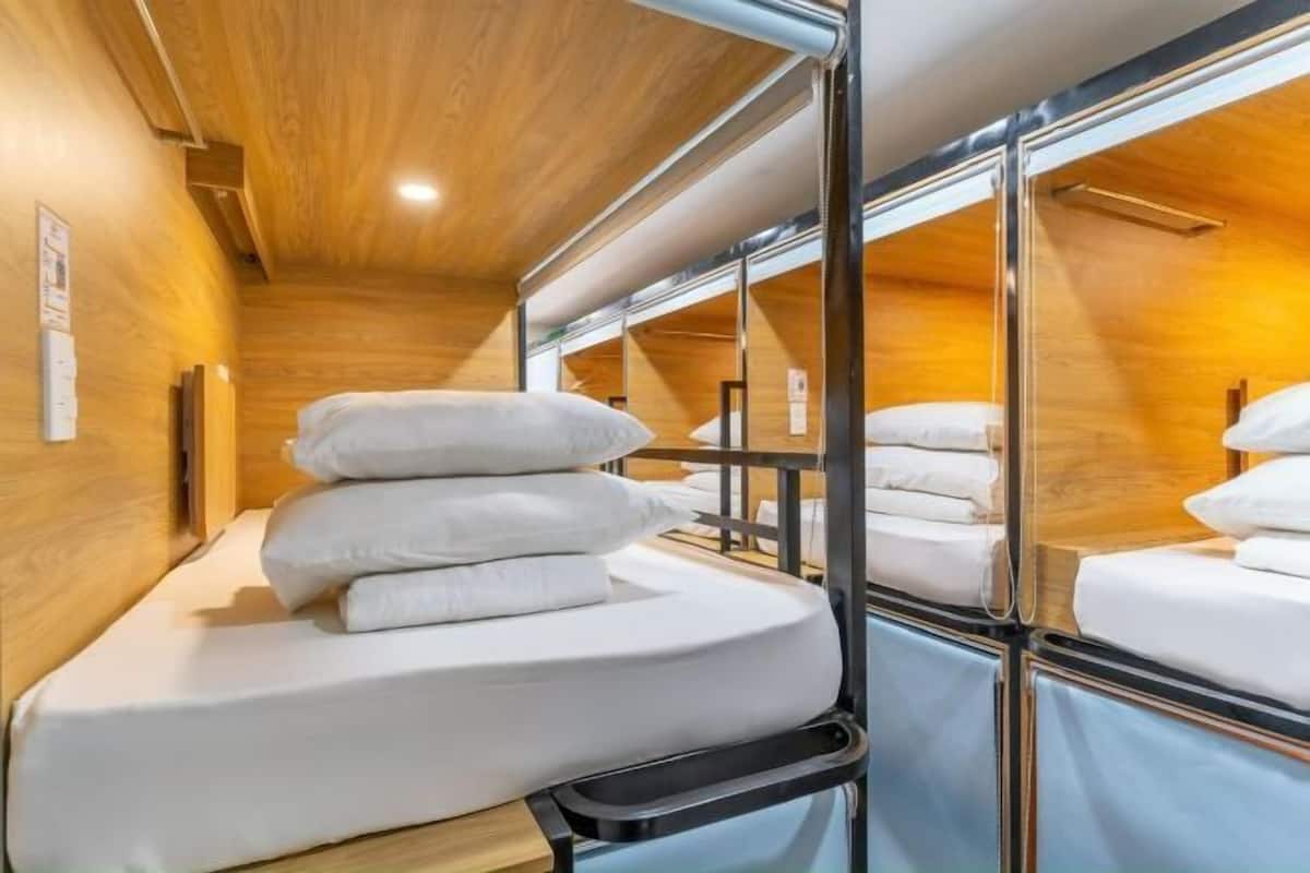 1 chambre, décoration personnalisée, ameublement personnalisé
