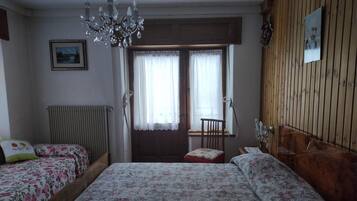 1 quarto, roupa de cama