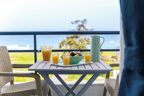 Apartment 'Ioli  Ialysos Sea' with Private Garden, Wi-Fi and Air Conditioning