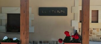 Finca 'El Aterpe 1' mit Bergblick, privater Terrasse und Wi-Fi