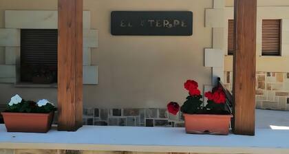Rural Getaway in Soria with Mountain Views, Terrace and Nature