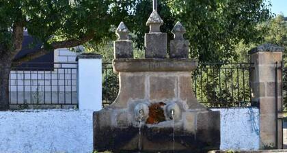 Casa rural 'El Aterpe 5' con vistas a la montaña, jardín privado y Wi-Fi