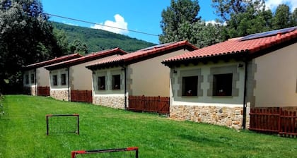 Country House 'El Aterpe 4' with Mountain View, Private Garden and Wi-Fi