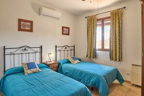 5 多间卧室、免费 WiFi、床单