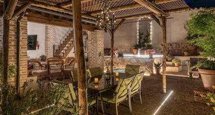 Room 'María' with Shared Pool, Shared Terrace and Wi-Fi