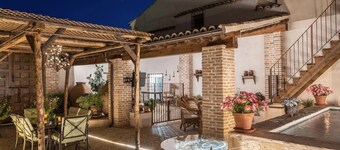 Room 'María' with Shared Pool, Shared Terrace and Wi-Fi