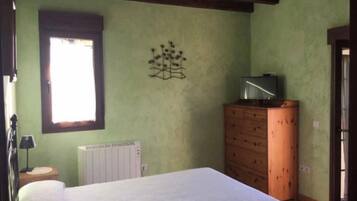 2 camere, ferro/asse da stiro