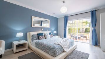 4 dormitorios, tabla de planchar con plancha, wifi gratis y ropa de cama