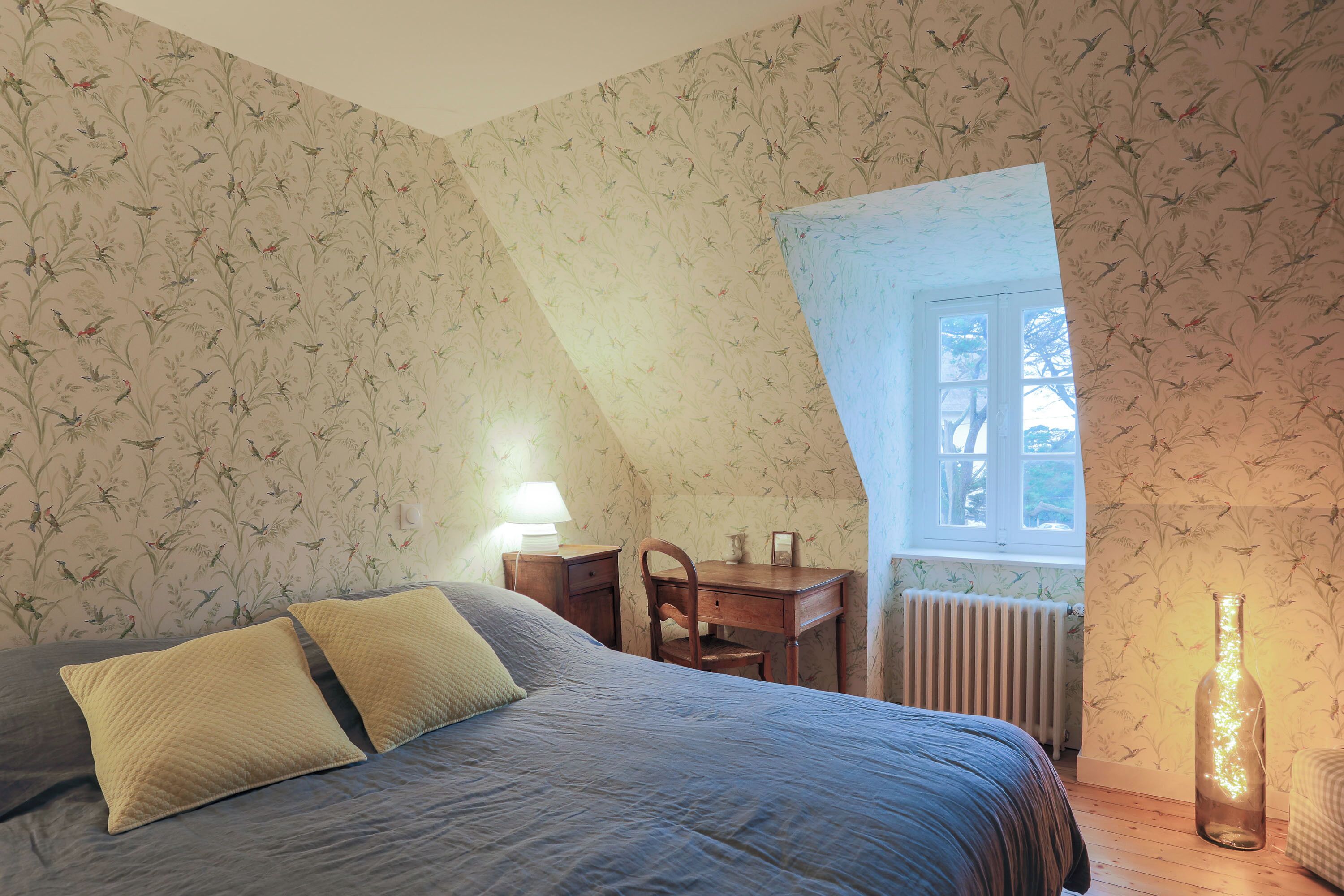 6 bedrooms, iron/ironing board, free WiFi, bed sheets