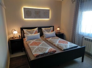 2 Schlafzimmer, Bügeleisen/Bügelbrett, kostenloses WLAN, Bettwäsche
