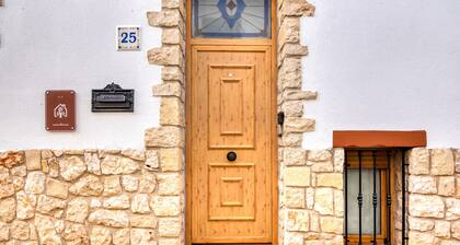 Apartment 'La Solana' with Mountain View, Wi-Fi and Air Conditioning