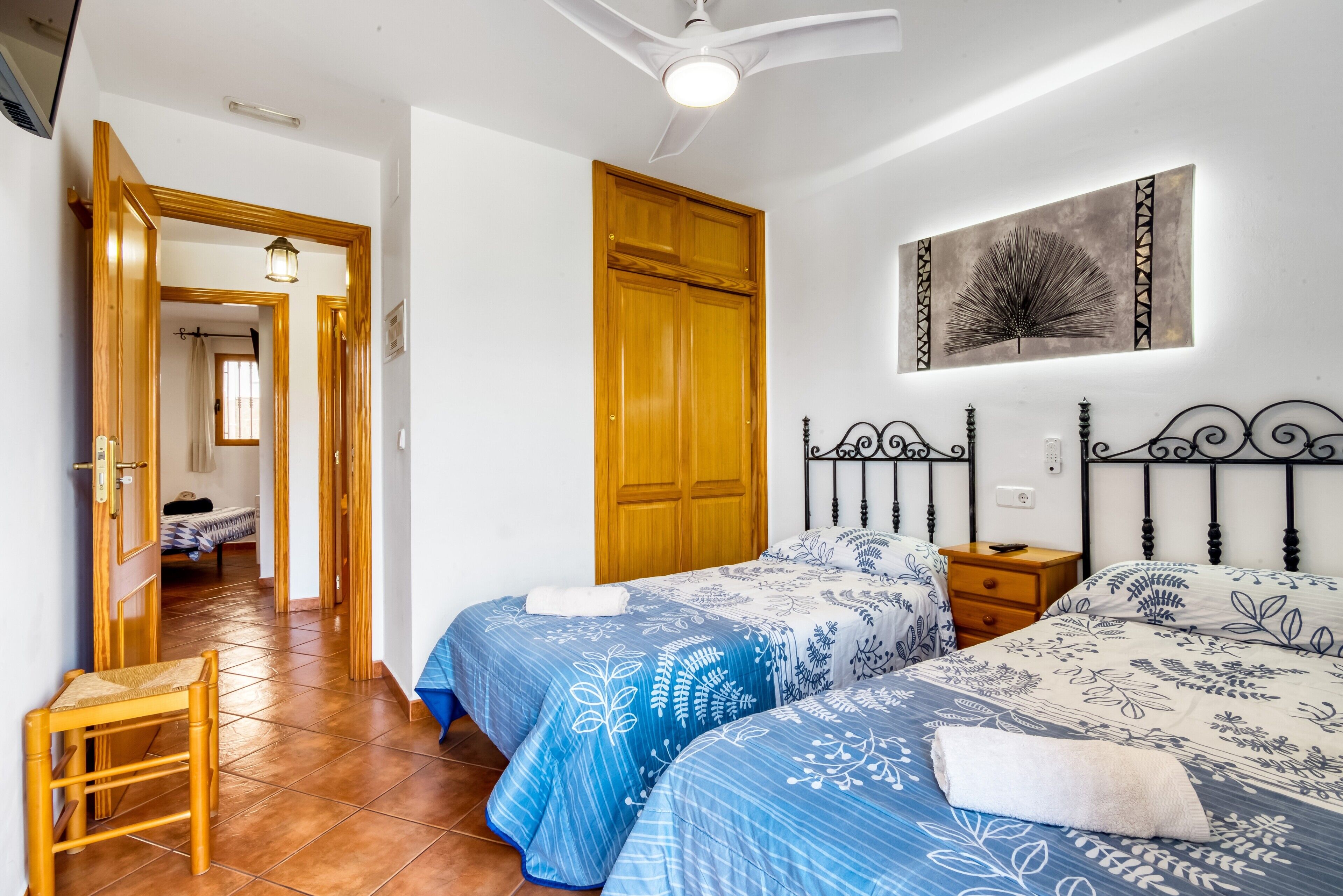 2 bedrooms, iron/ironing board, free WiFi, bed sheets