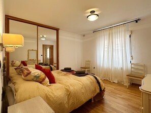 4 Schlafzimmer, kostenloses WLAN, Bettwäsche, Rollstuhlgeeignet