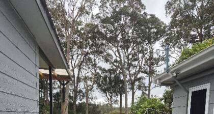 Welcome to the beautiful gateway of Jervis Bay.
Where the bush meets the water.