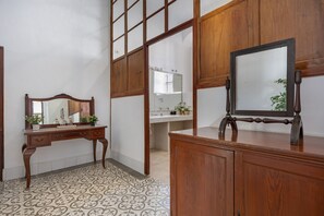 Interior - Country House 'La Mariscala' with Private Pool, Wi-Fi and Air Conditioning (Jerez De La Frontera)