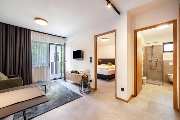 1 bedroom, free WiFi, bed sheets