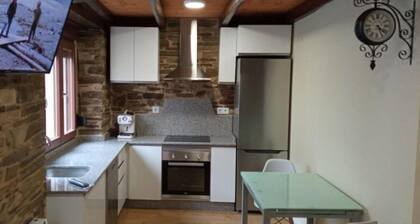 Apartment 'Plata Baja' with Shared Terrace and Wi-Fi