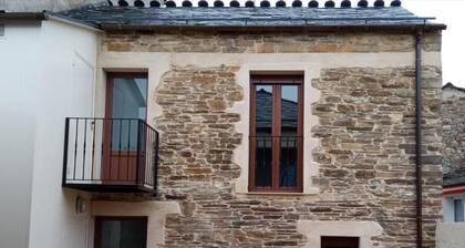 Apartment 'Arriba' with Shared Terrace, Balcony and Wi-Fi