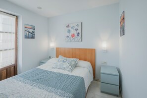 2 chambres, accès au Wi-Fi (inclus), literie fournie